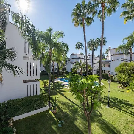 Cozy Pearl In Puerto Banus Lejlighed *