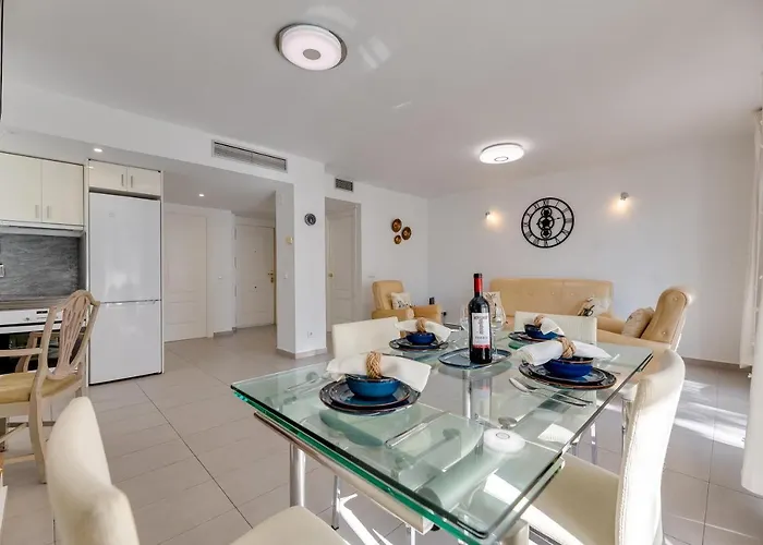 Cozy Pearl In Puerto Banus * ماربيا