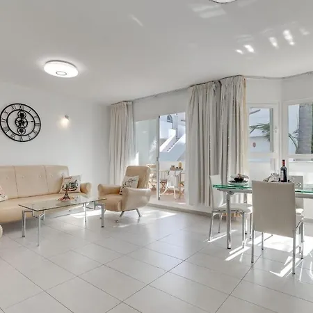Cozy Pearl In Puerto Banus Apartment