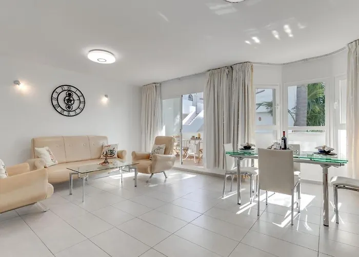Cozy Pearl In Puerto Banus Apartment