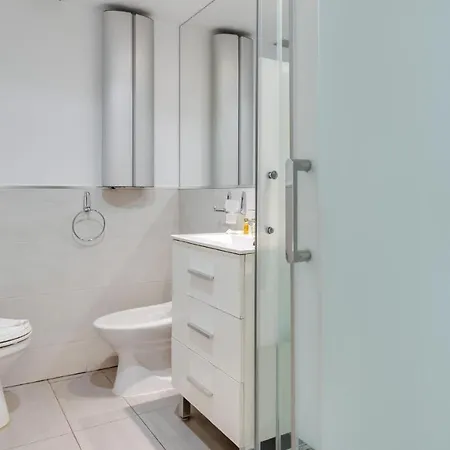 Cozy Pearl In Puerto Banus *