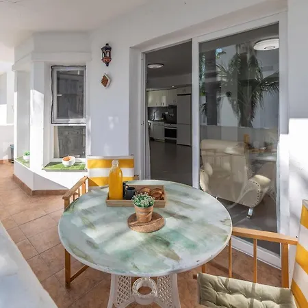 Cozy Pearl In Puerto Banus